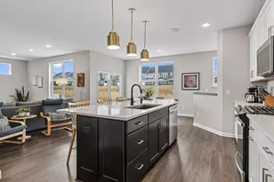 1038 Siesta Dr, Woodbury, MN 55129 - Photo 13