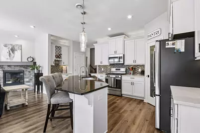 4705 Lavender Lane, Minnetrista, MN 55331 - Photo 9