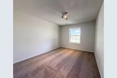 9429 Harkness Avenue S, Cottage Grove, MN 55016 - Photo 15