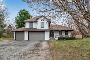 2346 Heights Ave E, Maplewood, MN 55119 - Photo 1