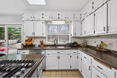 2346 Heights Avenue E, Maplewood, MN 55119 - Photo 17