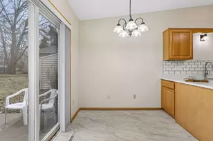 760 Garceau Ln, Vadnais Heights, MN 55127 - Photo 25