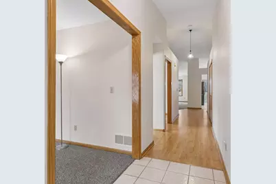 760 Garceau Lane, Vadnais Heights, MN 55127 - Photo 5