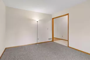 760 Garceau Ln, Vadnais Heights, MN 55127 - Photo 9