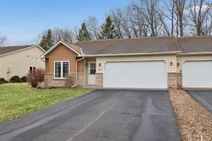 760 Garceau Ln, Vadnais Heights, MN 55127 - Photo 3