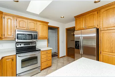 4820 Tee Court SW, Rochester, MN 55902 - Photo 9