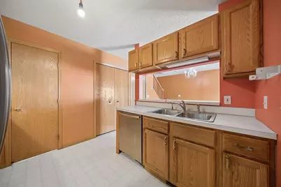 14748 Excelsior Lane #10, Apple Valley, MN 55124 - Photo 7