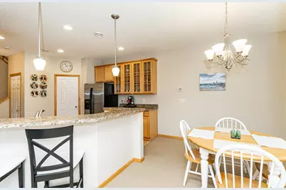 5042 Gambel Lane SE, Rochester, MN 55904 - Photo 9