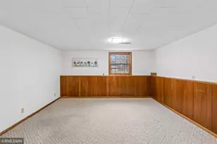 9501 Oliver Ave N, Brooklyn Park, MN 55444 - Photo 23