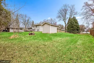 9501 Oliver Ave N, Brooklyn Park, MN 55444 - Photo 33