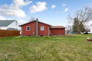 205 2nd St SW, Medford, MN 55049 - Photo 9