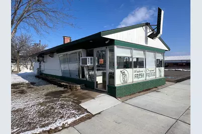 303 Jefferson Street N, Wadena, MN 56482 - Photo 3