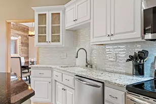 7360 Peltier Cir, Centerville, MN 55038 - Photo 17