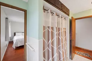 7808 Shingle Creek Dr, Brooklyn Park, MN 55443 - Photo 9