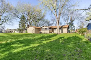 7611 Laredo Dr, Chanhassen, MN 55317 - Photo 33