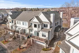 2177 Eagle Trace Ln, Woodbury, MN 55129 - Photo 11