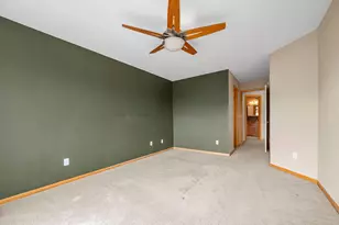 2177 Eagle Trace Ln, Woodbury, MN 55129 - Photo 45