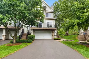 2177 Eagle Trace Ln, Woodbury, MN 55129 - Photo 3
