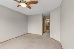 2177 Eagle Trace Ln, Woodbury, MN 55129 - Photo 39