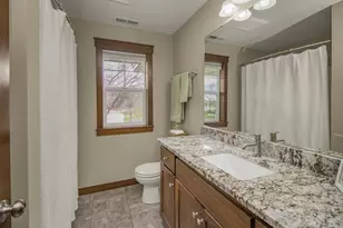 10495 Niblick Ln, Eden Prairie, MN 55347 - Photo 27