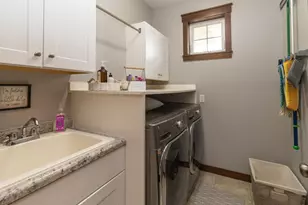 10495 Niblick Ln, Eden Prairie, MN 55347 - Photo 19