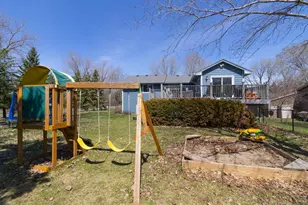 1252 Otter Ridge Rd, White Bear Lake, MN 55110 - Photo 33