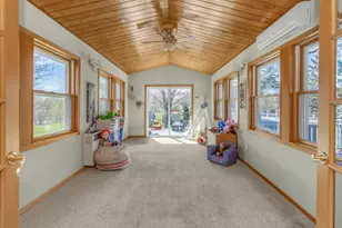 1252 Otter Ridge Rd, White Bear Lake, MN 55110 - Photo 17