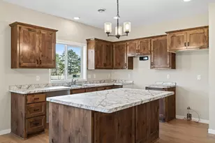 25850 Emerson Ct, Wyoming, MN 55092 - Photo 11