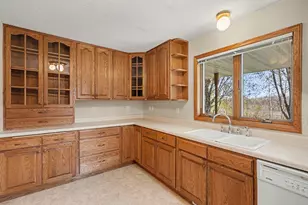 9910 Brookview Rd, Woodbury, MN 55125 - Photo 13