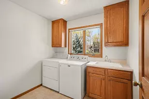 9910 Brookview Rd, Woodbury, MN 55125 - Photo 15