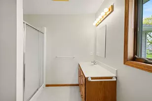 9910 Brookview Rd, Woodbury, MN 55125 - Photo 19