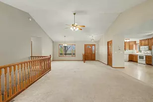 9910 Brookview Rd, Woodbury, MN 55125 - Photo 5
