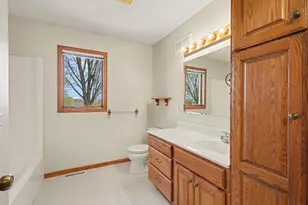 9910 Brookview Rd, Woodbury, MN 55125 - Photo 21