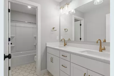 10409 Blackmoor Road, Woodbury, MN 55129 - Photo 23