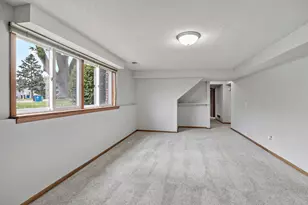 1933 Davis Ct, Shakopee, MN 55379 - Photo 33