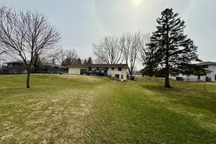 5541 Eliason Dr, Bloomington, MN 55437 - Photo 7