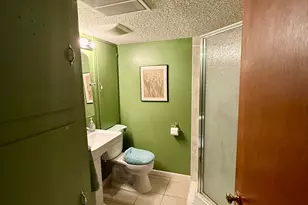 5541 Eliason Dr, Bloomington, MN 55437 - Photo 23