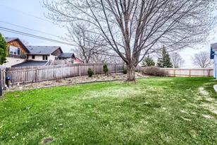 8129 Taylor St NE, Spring Lake Park, MN 55432 - Photo 25