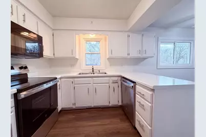 932 Jefferson Avenue, Saint Paul, MN 55102 - Photo 7