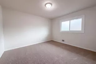 932 Jefferson Ave, Saint Paul, MN 55102 - Photo 13