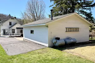 1701 Bush St, Red Wing, MN 55066 - Photo 11