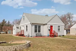 5301 Edgewood Ave N, Crystal, MN 55428 - Photo 1
