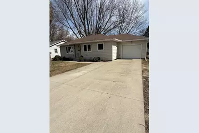 901 5th Street SW, Waseca, MN 56093 - Photo 3