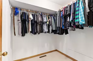 16048 Baywood Ln, Eden Prairie, MN 55346 - Photo 23