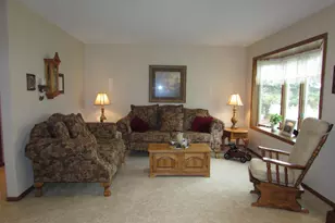 1550 Charles St, Fairmont, MN 56031 - Photo 3