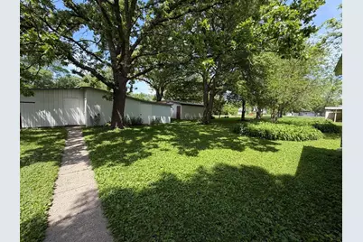 608 8th Street SE, Waseca, MN 56093 - Photo 5