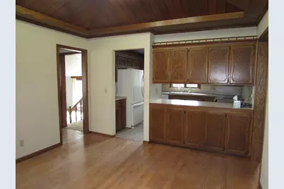 405 N 1st Avenue W, Truman, MN 56088 - Photo 9