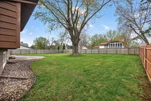 1208 Echo Dr, Burnsville, MN 55337 - Photo 29