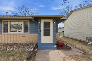 4354 Brunswick Ave N, Crystal, MN 55422 - Photo 3