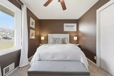 4354 Brunswick Avenue N, Crystal, MN 55422 - Photo 15